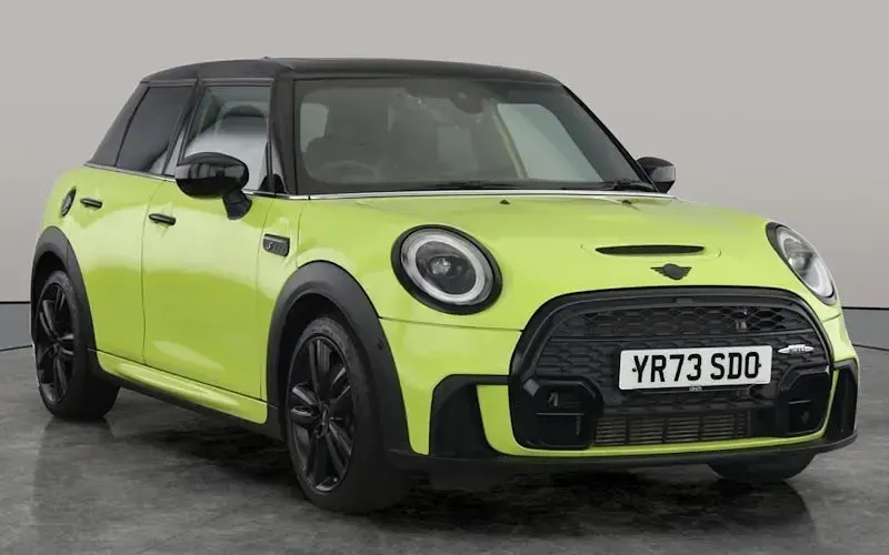 Used Mini Cooper S Hatch 178 HP (130 kW) 2023 Yellow Hatchback