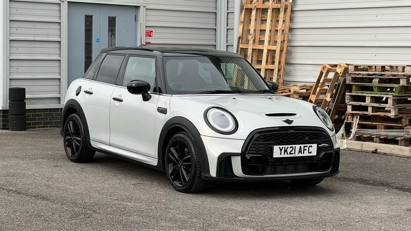 Silver Used 2021 Mini Cooper S Hatch Hatchback | £18,375 (Good price) - Image 1/4