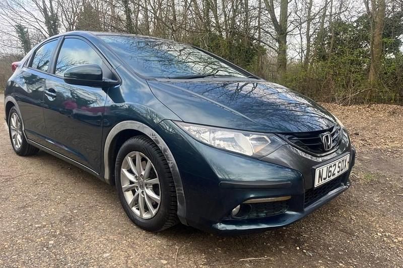 Used Honda Civic ES 142 HP (104 kW) 2012 Green Hatchback