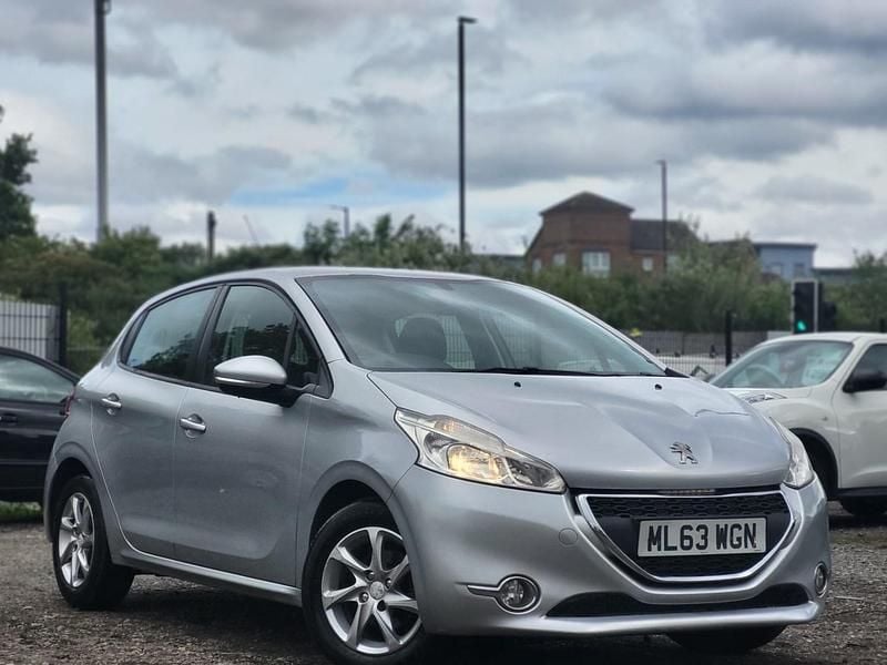 Silver Used 2013 Peugeot 208 Active Hatchback | £995 (Super price) - Image 1/4