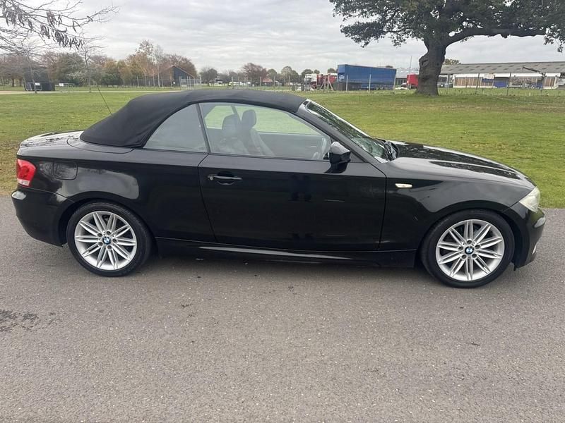 Begagnad BMW 120 Cabriolet M Sport 177 HK (130 kW) 2011 Svart Cab