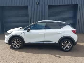 Used Renault Captur Techno 91 HP (66 kW) 2022 White SUV