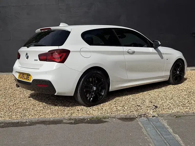 Used BMW 118 M Sport 2019 White Hatchback