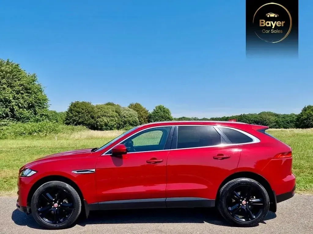 Used Jaguar F-Pace Portfolio 250 HP (183 kW) 2018 Red SUV