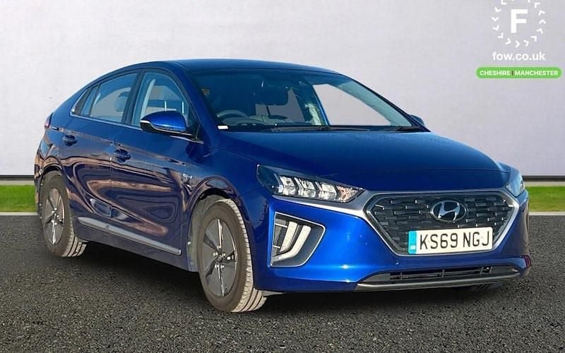 Used 2022 Hyundai Ioniq Premium Hatchback | £13,099 (Good price) - Image 1/4