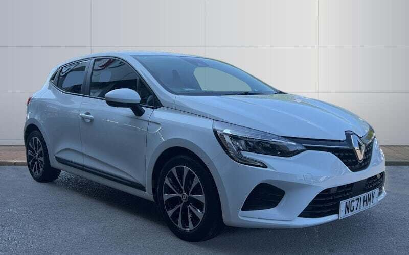 White Used 2021 Renault Clio V Iconic Hatchback | £12,600 (Good price) - Image 1/4