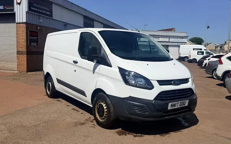 Used Ford Transit Custom 105 HP (77 kW) 2017 Van