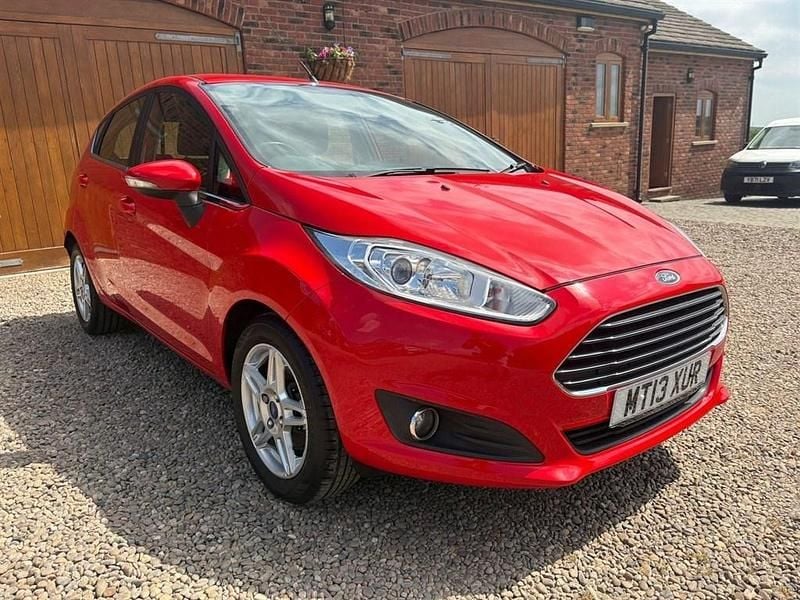 Red Used 2013 Ford Fiesta Zetec Hatchback | £4,500 (Fair price) - Image 1/4