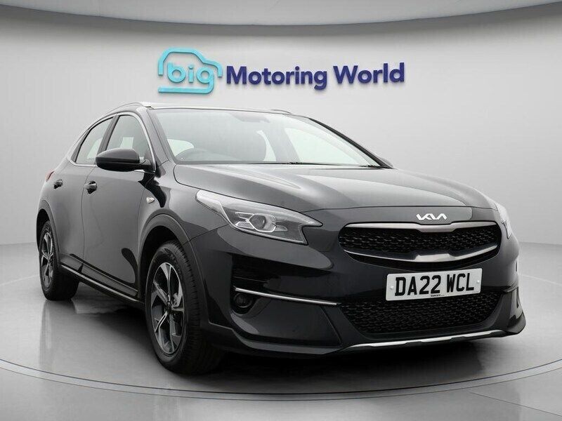 Black Used 2022 Kia XCeed 2 SUV | £13,000 (Good price) - Image 1/4