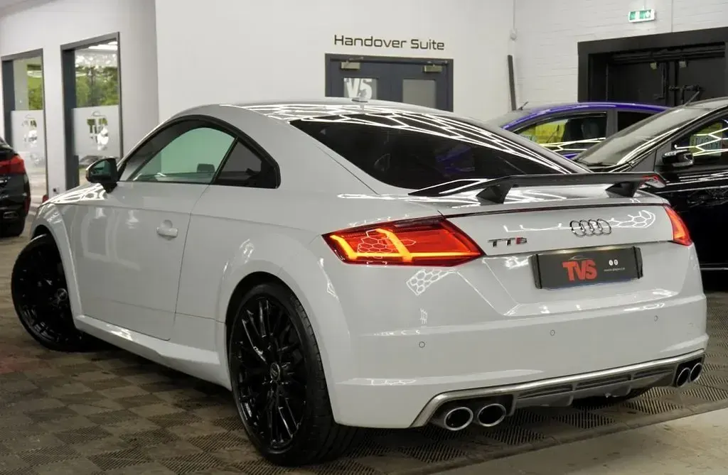 Used Audi TTS Design 310 HP (228 kW) 2015 White Coupe