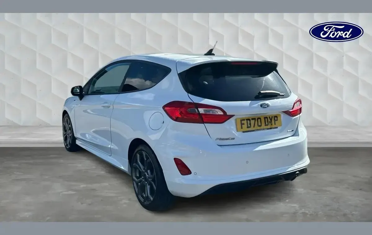 Używany Ford Fiesta ST-Line 155 KM (114 kW) 2020 Biały Hatchback