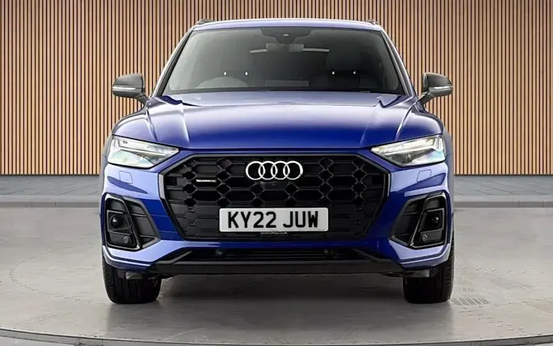 Used Audi Q5 Comfort 265 HP (194 kW) 2022 Blue SUV