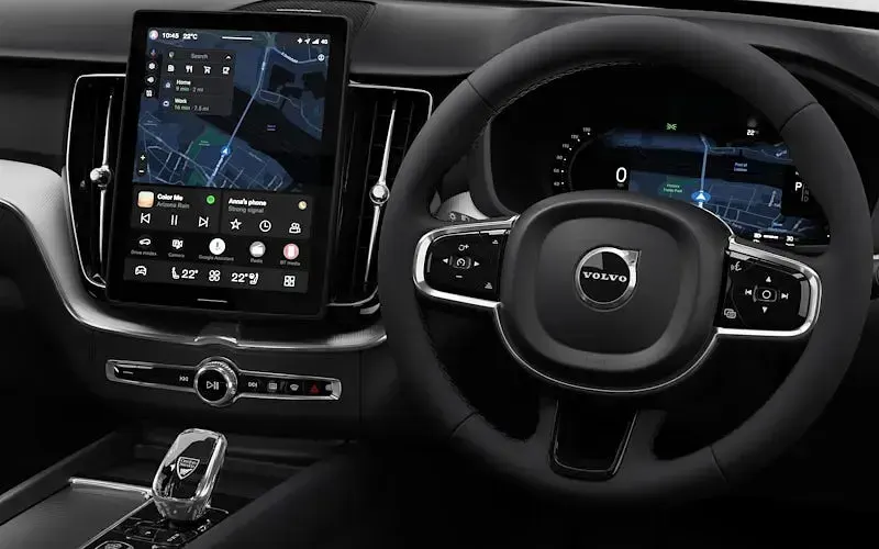 New Volvo XC60 Plus 334 HP (245 kW) 2026 Onyx black SUV