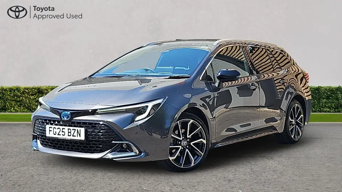 Used Toyota Corolla 140 HP (102 kW) 2025 Decuma grey Estate