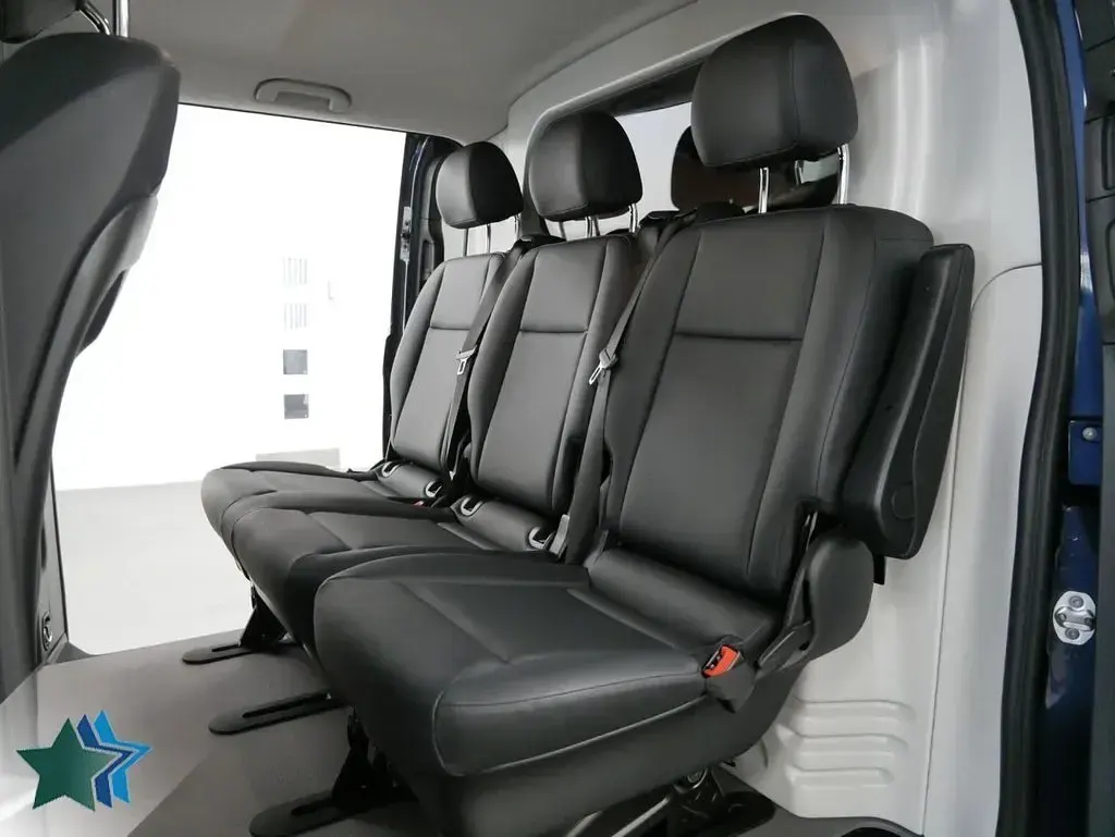 Used Mercedes Vito 190 HP (139 kW) 2025 Blue Van