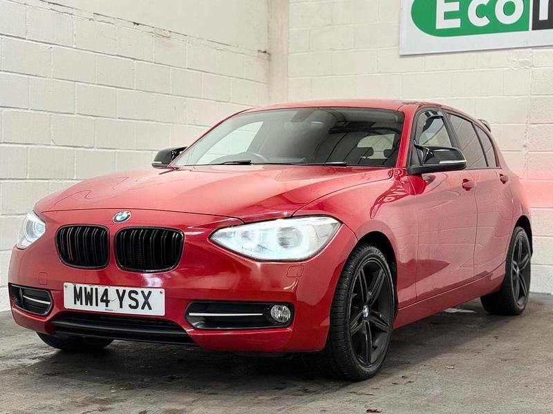 Used BMW 116 Sport Line 2014 Red Hatchback