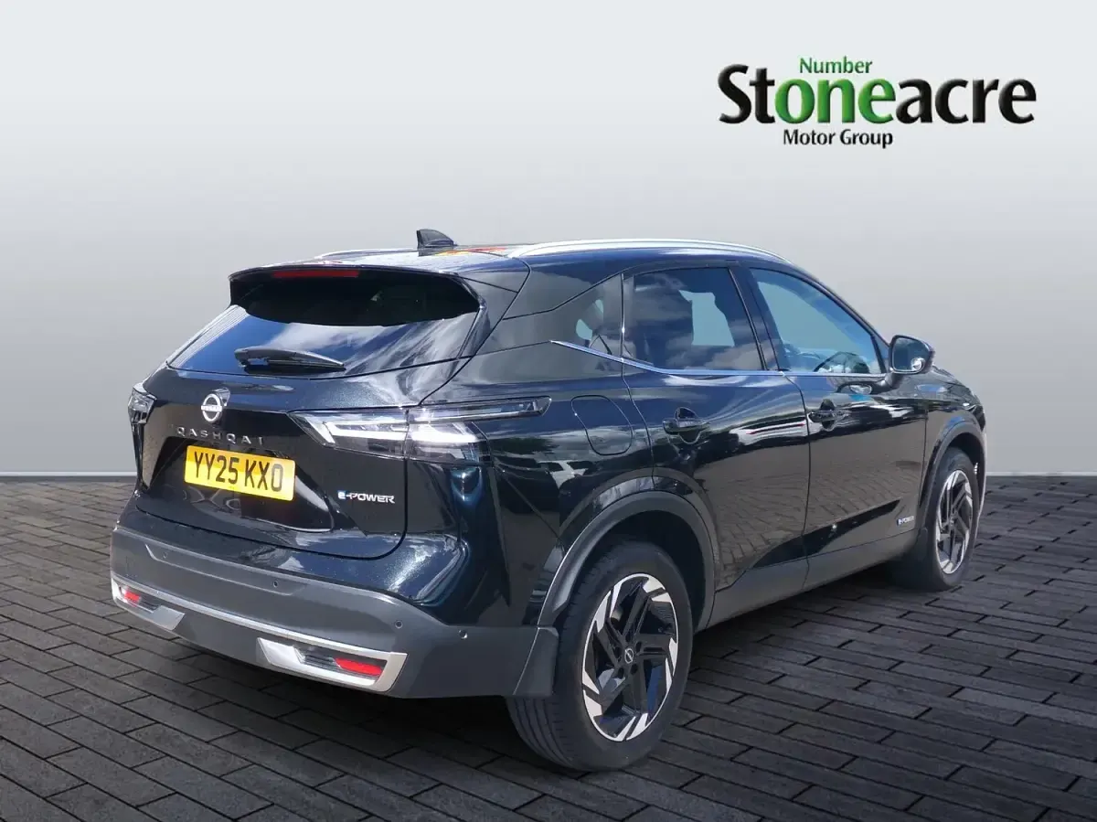 Used Nissan Qashqai N-Connecta 190 HP (139 kW) 2025 Black SUV
