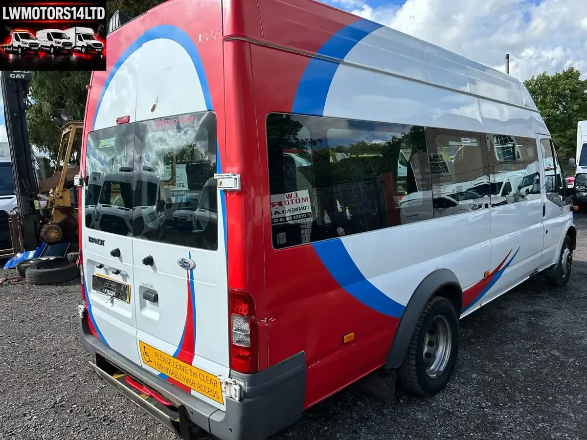 Used Ford Transit 115 HP (84 kW) 2010 White Van