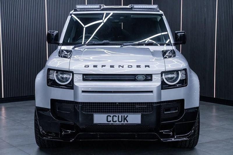 Used Land Rover Defender Dynamic 250 HP (183 kW) 2021 Silver SUV