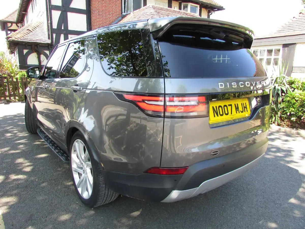 Used Land Rover Discovery 5 HSE Luxury 2017 Grey SUV