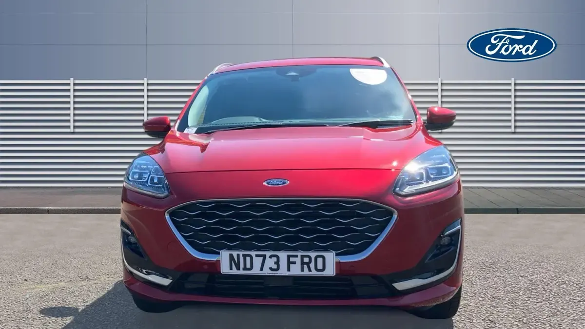 Used Ford Kuga Vignale 150 HP (110 kW) 2023 Red SUV