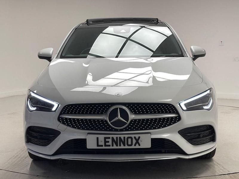 Used Mercedes CLA250e Shooting Brake AMG line 218 HP (160 kW) 2021 White Estate