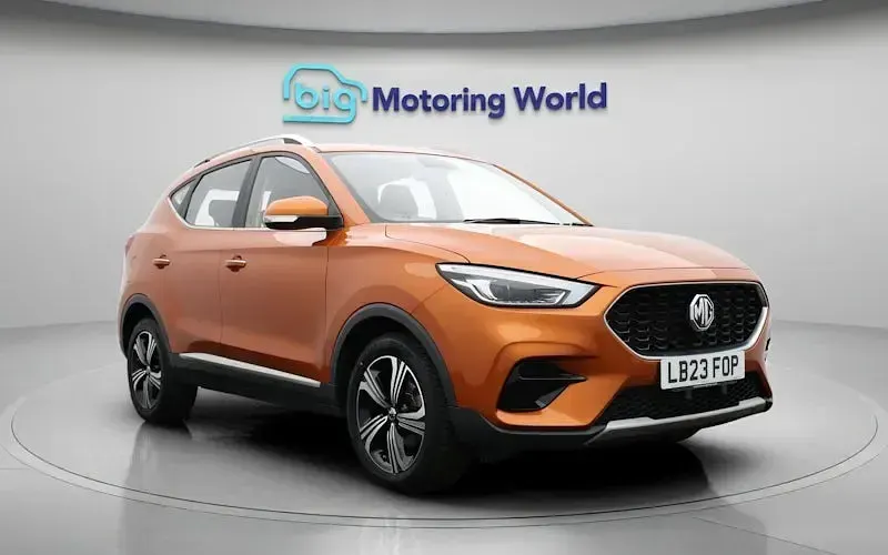 Used MG ZS Excite 106 HP (77 kW) 2023 Orange SUV