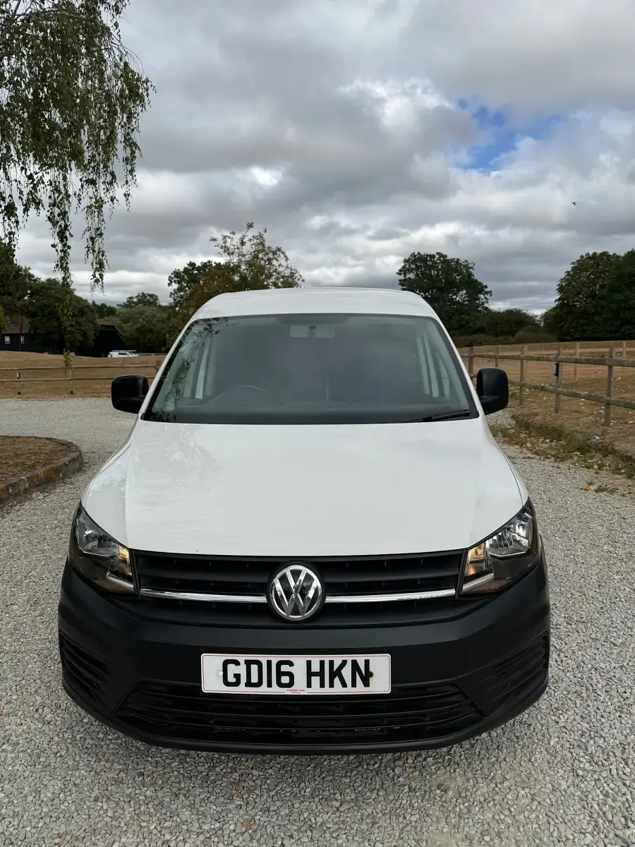 Used VW Caddy Startline 102 HP (75 kW) 2016 White MPV