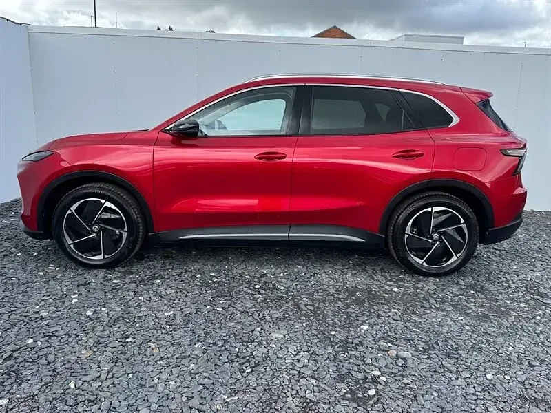 New MG MG5 EV Trophy 114 kW (156 HP) 2025 Red Estate