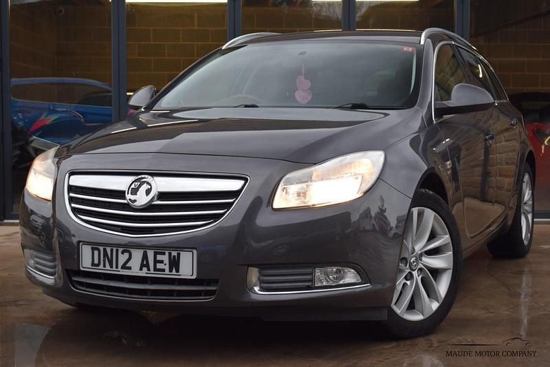 Grey Used 2012 Vauxhall Insignia SRi Estate | £2,995 (Good price) - Image 1/4