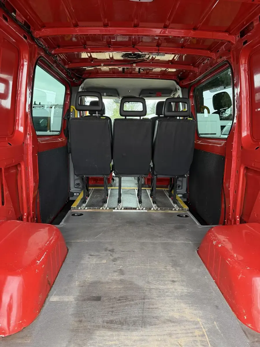 Used Mercedes Sprinter 150 HP (110 kW) 2009 Red Van