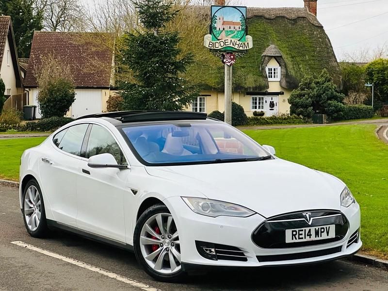 Used Tesla Model S 278 kW (379 HP) 2014 White Hatchback