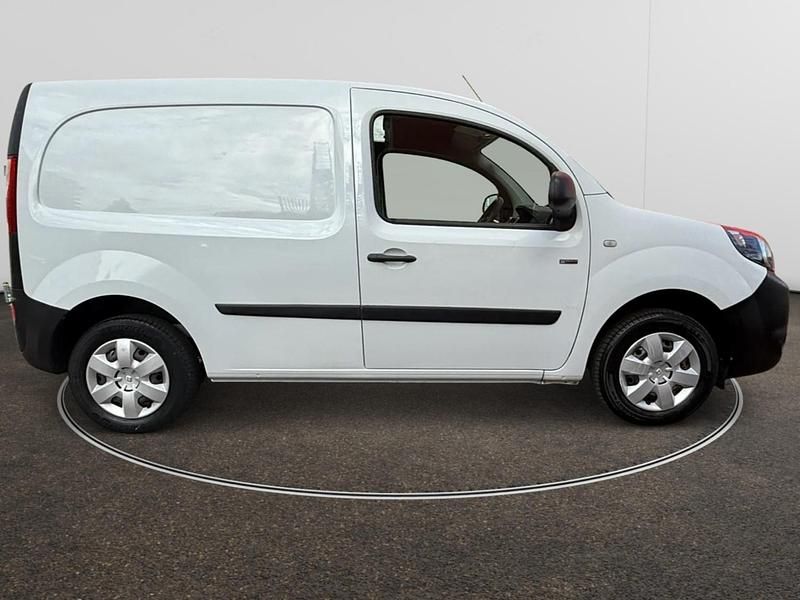 Used Renault Kangoo Business 44 kW (60 HP) 2019 White MPV