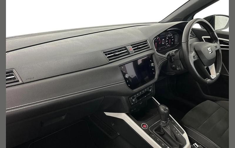 Used Seat Arona XCELLENCE Lux 115 HP (84 kW) 2019 Silver SUV