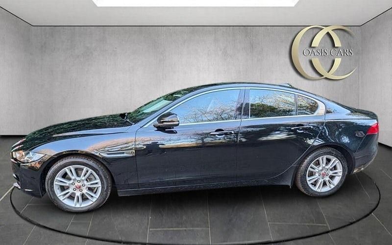 Used Jaguar XE Prestige 179 HP (131 kW) 2019 Sedan
