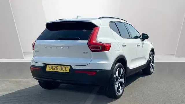 New Volvo XC40 Plus 161 HP (118 kW) 2027 SUV