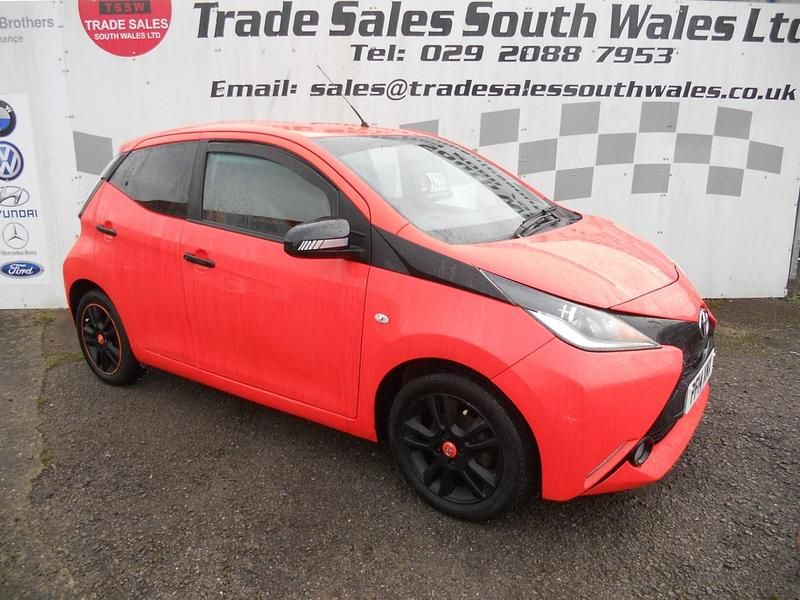 Orange Used 2014 Toyota Aygo X-cite Hatchback | £4,295 (A bit pricey) - Image 1/4