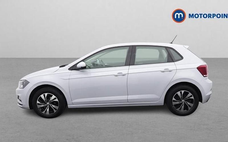 Usado VW Polo SE 95 HP (69 kW) 2019 Prateado Citadino