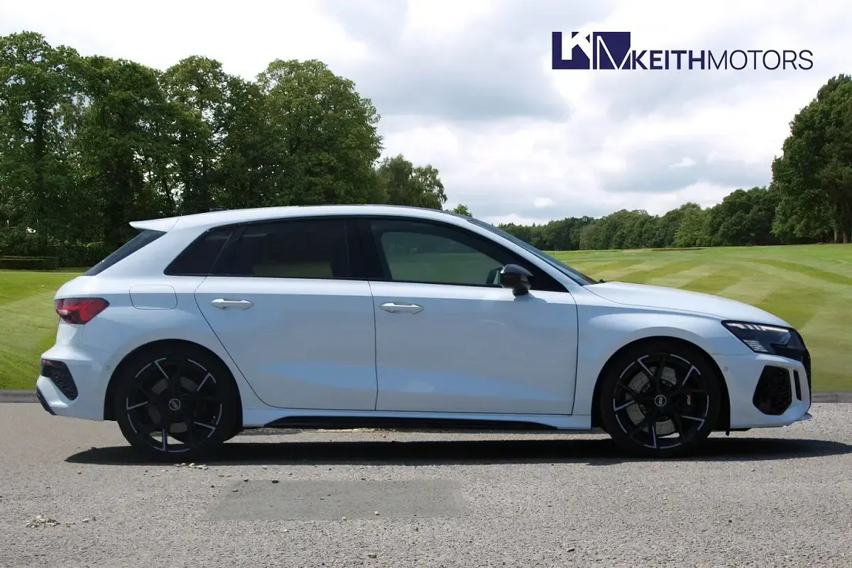 Used Audi RS3 Performance 400 HP (294 kW) 2022 White Sedan