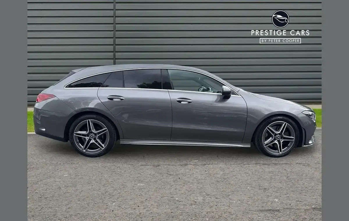 Occasion Mercedes CLA200 AMG line 161 ch (118 kW) 2020 Gris Break