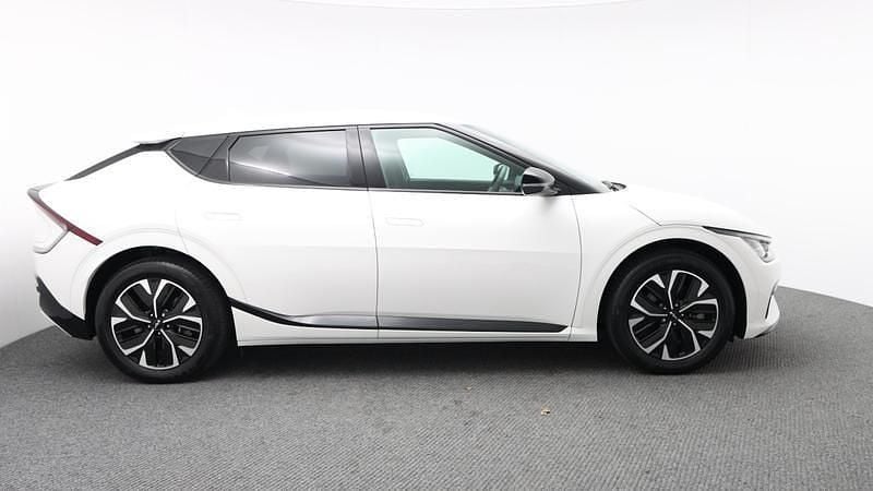 Used Kia EV6 GT-Line 166 kW (226 HP) 2024 White pearl SUV