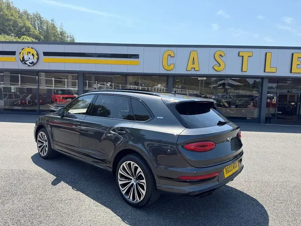 Used Bentley Bentayga 2023 Grey SUV