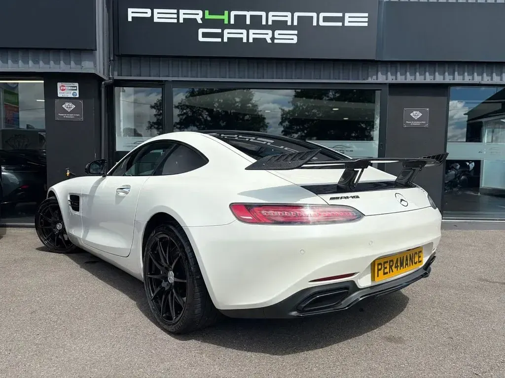 Used Mercedes AMG GT Premium 476 HP (350 kW) 2019 White Coupe