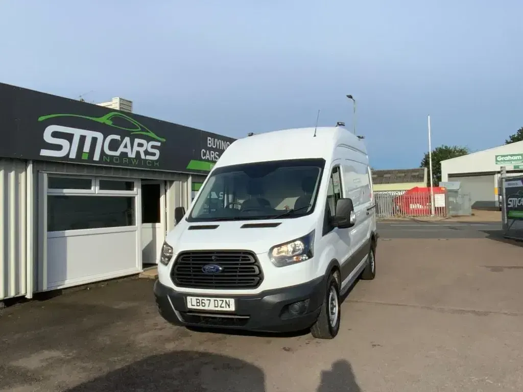 Used Ford Transit 130 HP (95 kW) 2018 White Van