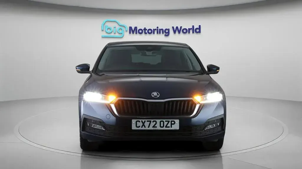 Used Skoda Octavia SE Technology 150 HP (110 kW) 2022 Blue Hatchback