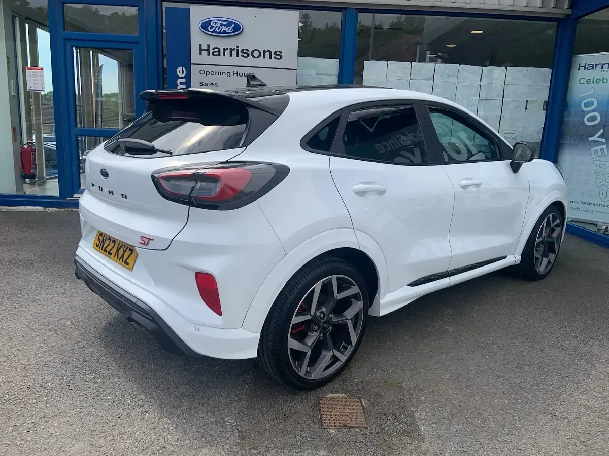 Used Ford Puma ST 200 HP (147 kW) 2022 Frozen white SUV