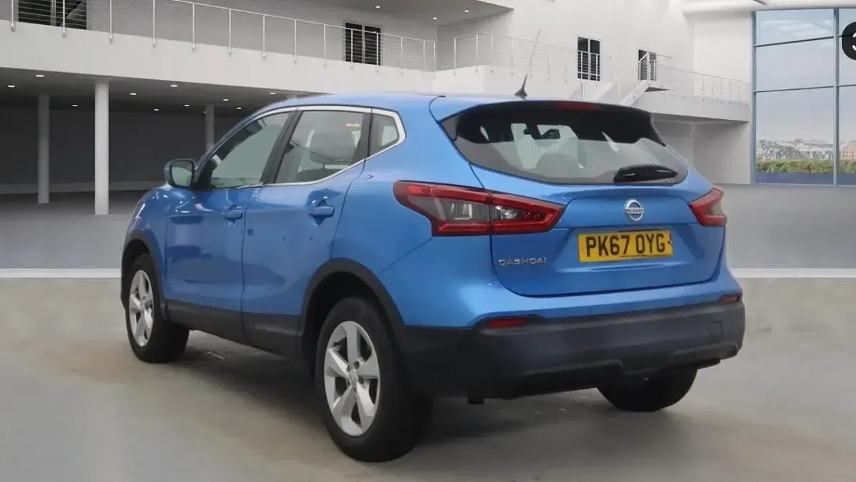 Used Nissan Qashqai Acenta 115 HP (84 kW) 2017 Blue SUV