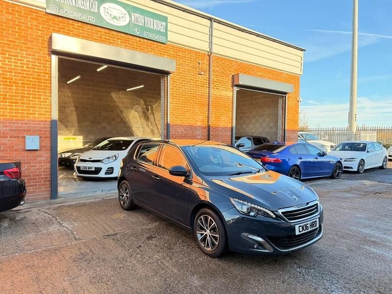 Used Peugeot 308 Allure 120 HP (88 kW) 2016 Grey Hatchback