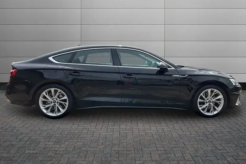 Used Audi A5 Sportback Sport 148 HP (108 kW) 2024 Brilliant black Hatchback