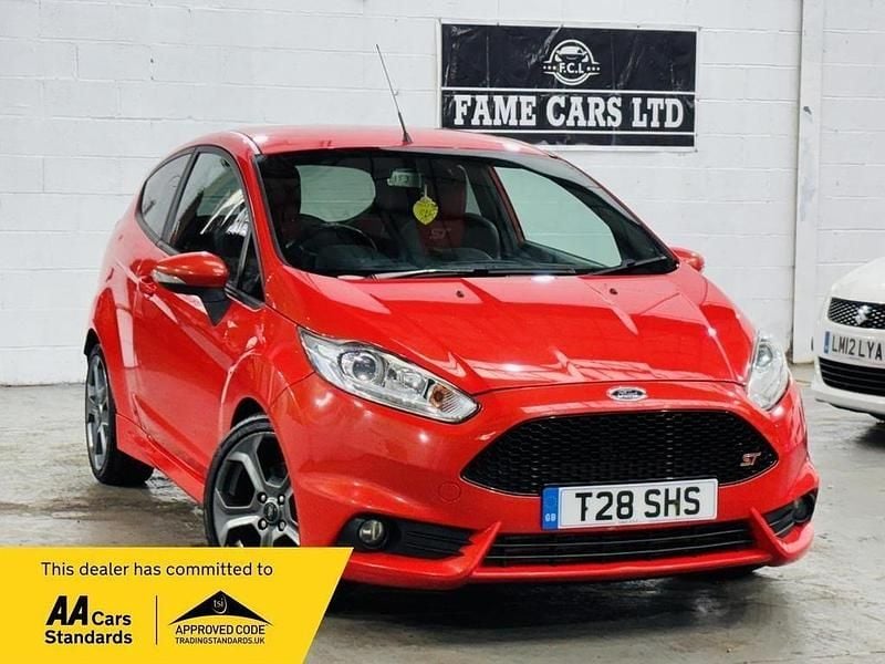 Used Ford Fiesta ST 2016 Orange Hatchback